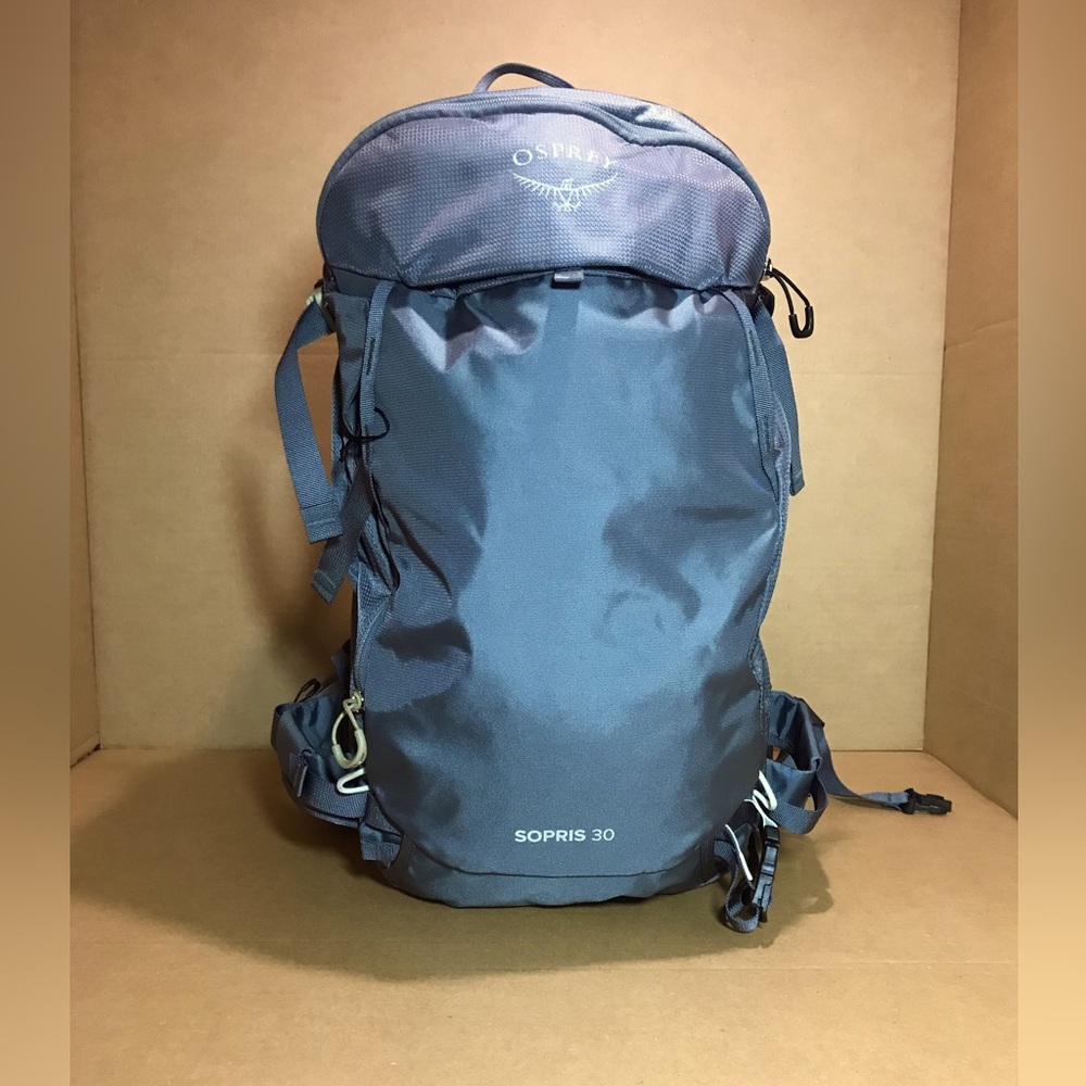 Osprey *BRAND NEW* Women’s Sopris 30L Snow Sports Backpack in Tungsten Gray